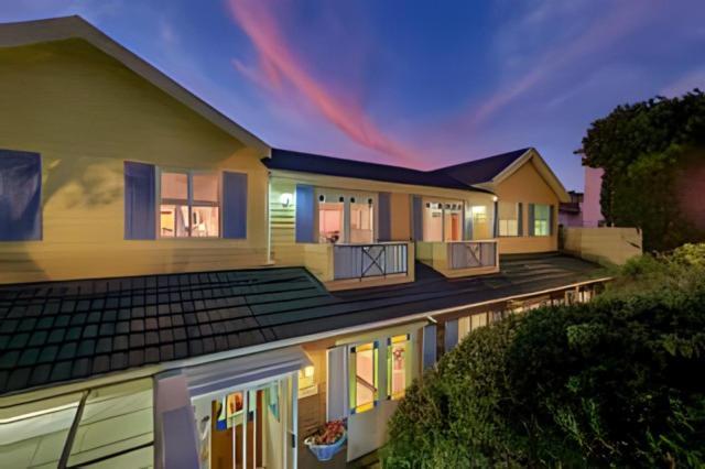 Cape Rose - Penthouse In Camps Bay