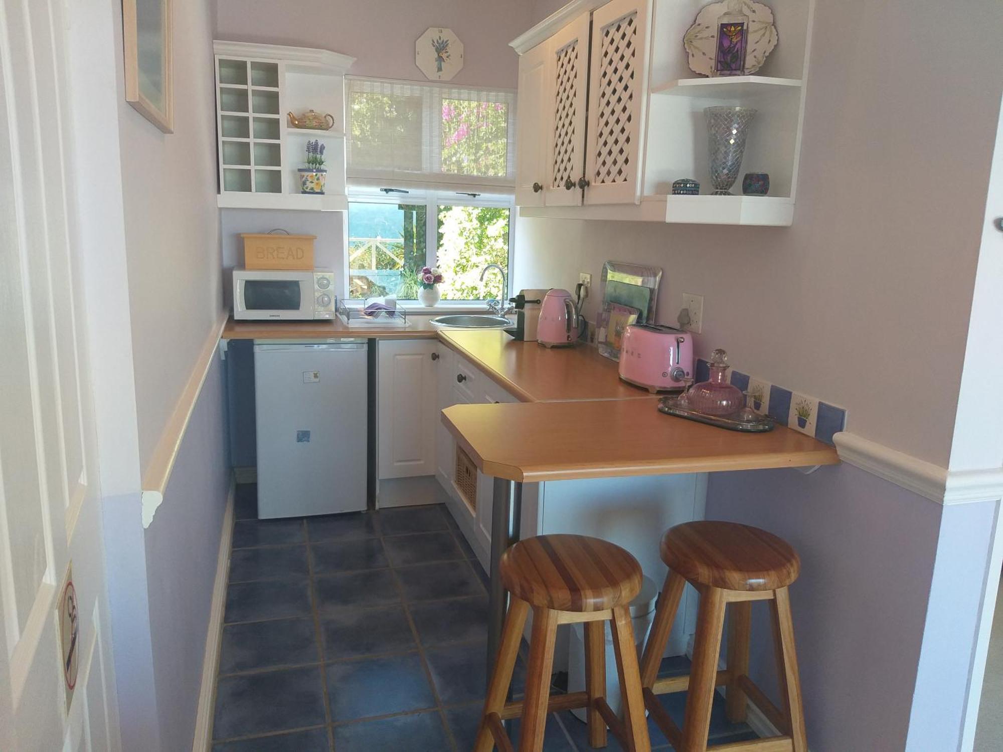 Cape Rose Cottage - Penthouse In Camps Bay Guest house